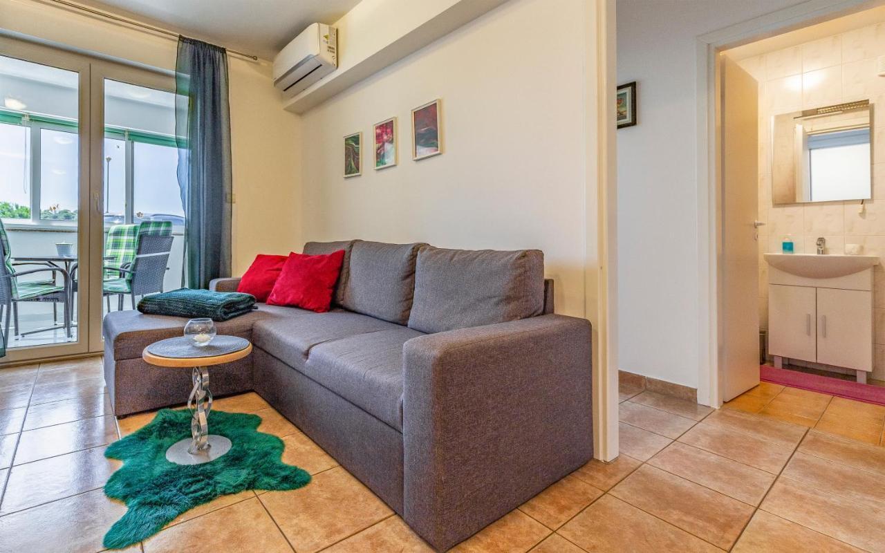 Olga'S Place-New Apartment 200 Mt From The Sea Pula Luaran gambar
