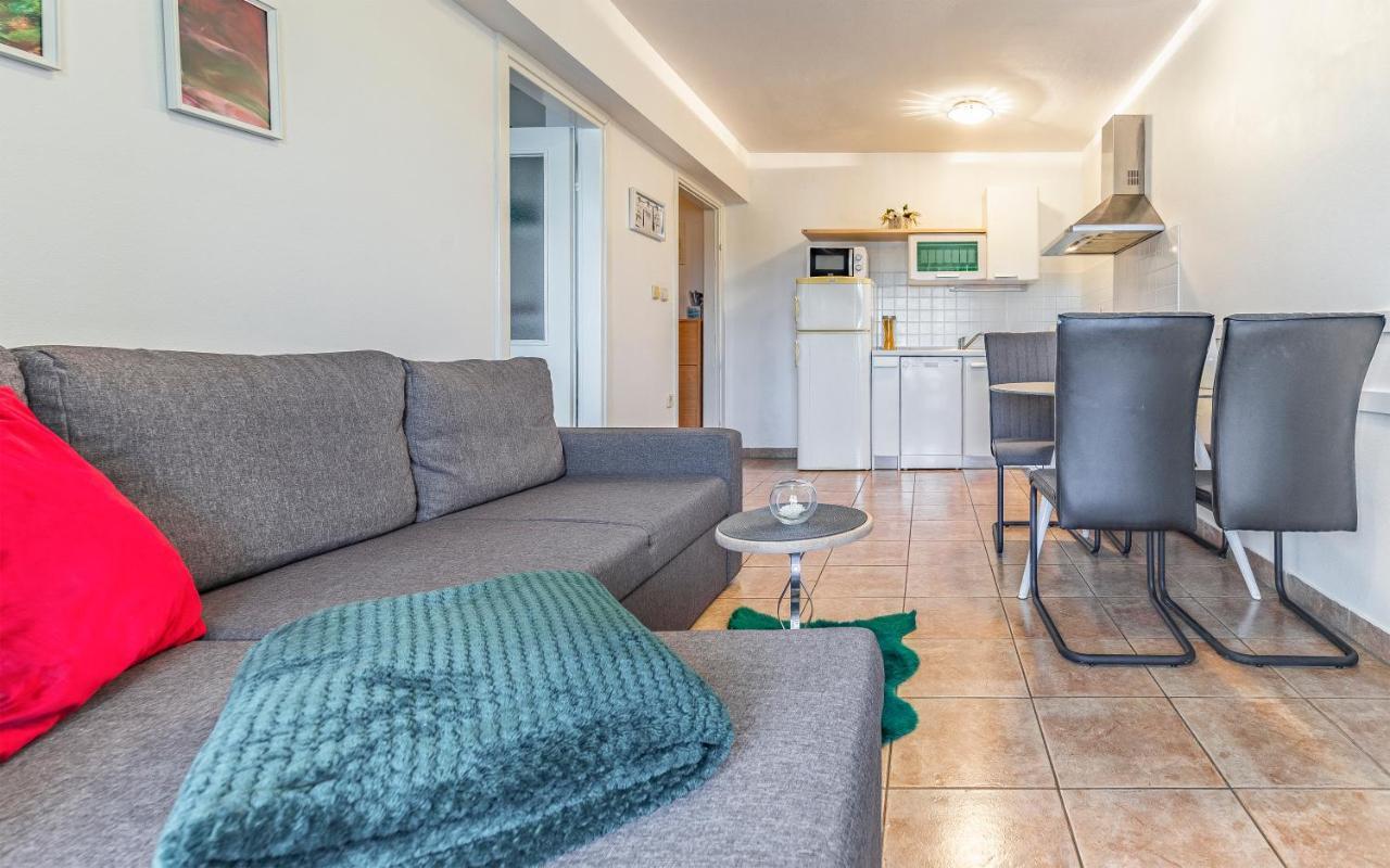 Olga'S Place-New Apartment 200 Mt From The Sea Pula Luaran gambar